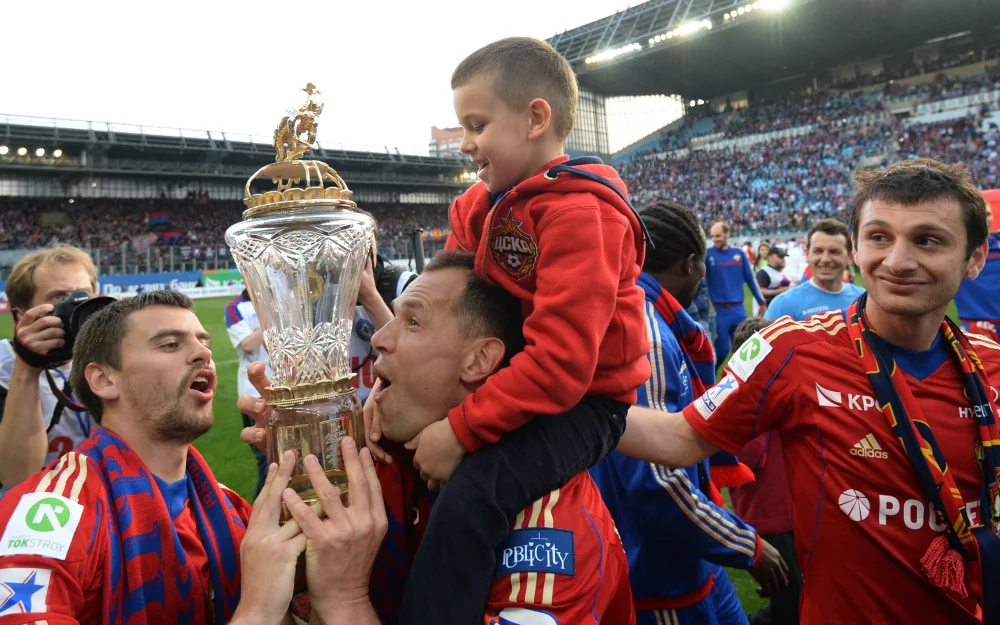 Игнашевич,_ЦСКА_Локомотив,_2014_год,_чемпионство,_фото_РИА_Новости.webp